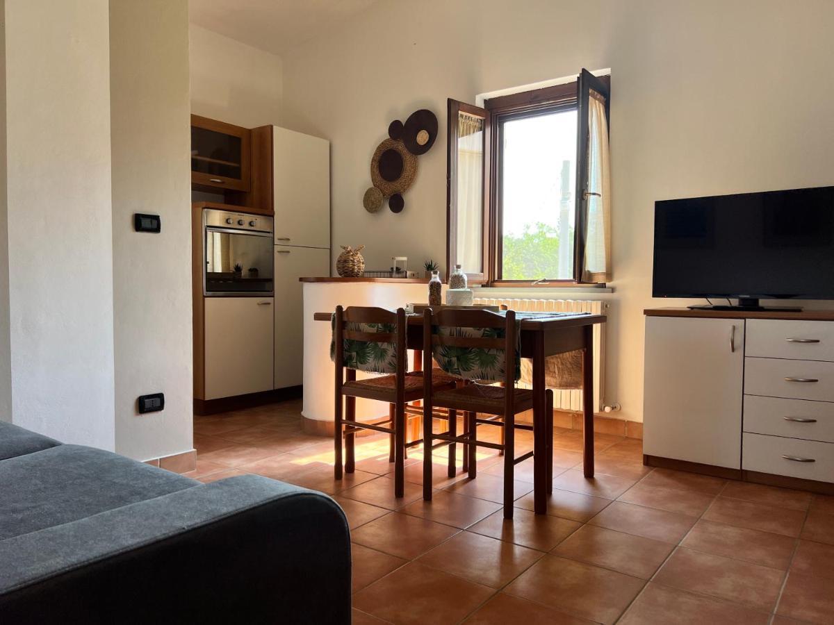 Country House Western Club Sant'Omero Eksteriør billede