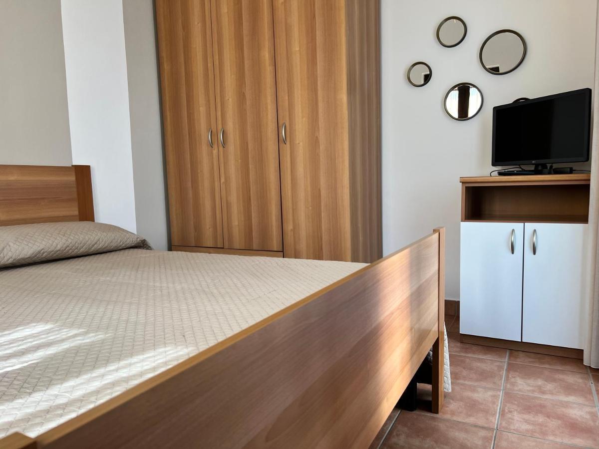 Country House Western Club Sant'Omero Eksteriør billede